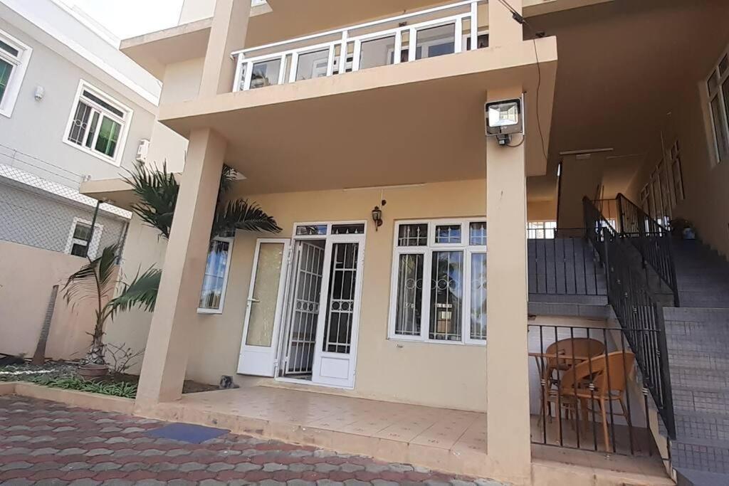 Ground Floor Lovely Two Bedrooms Apartment Flic-en-Flacq Exteriér fotografie